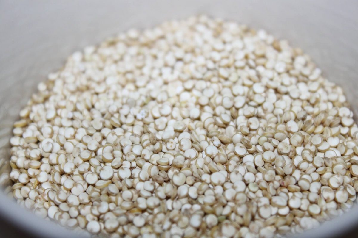 Diese Vitamine und Nährstoffe stecken in Quinoa